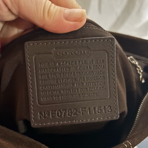 Vintage Suede Coach East-West large crossbody. Excellent cond. Dark Brown - Picture 10 of 12